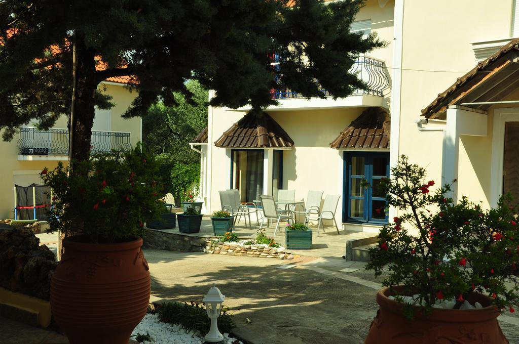 Mani Villas Skala Sotiros Exterior photo